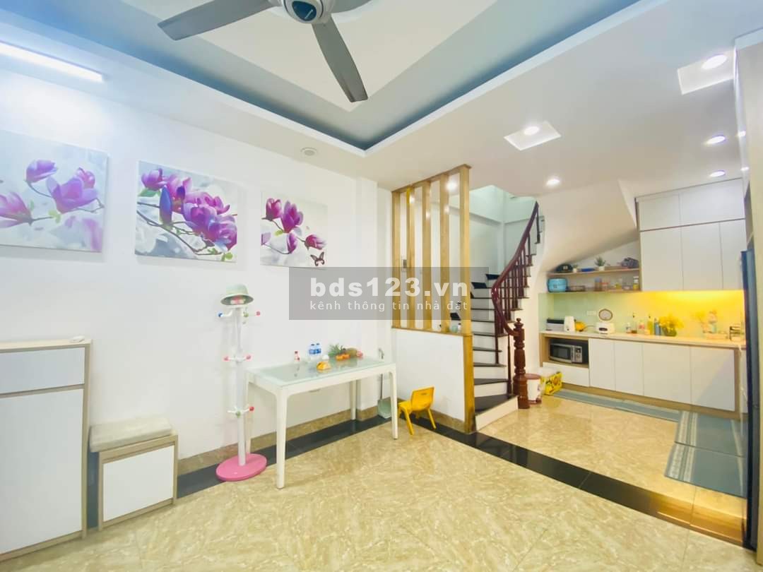 Bán gấp nhà Giáp Nhị, DT 45m² x 5 tầng, giá bán 4 tỷ