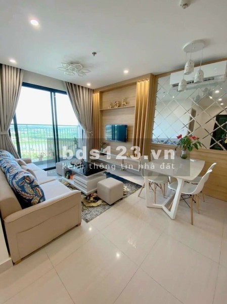 Cần tiền gấp chấp nhận cắt lỗ 450 triệu căn góc 3PN DT 81m2 giá bán 2,250 triệu Vinhomes Ocean park