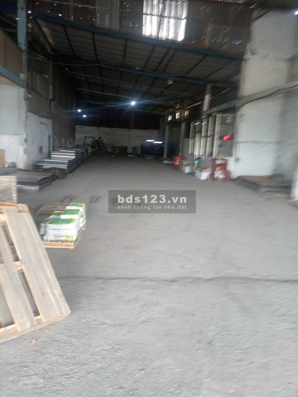 Cho thuê kho dt 1000m2 mặt tiền Quốc Lộ 1A, P. An Lạc, Quận Bình Tân