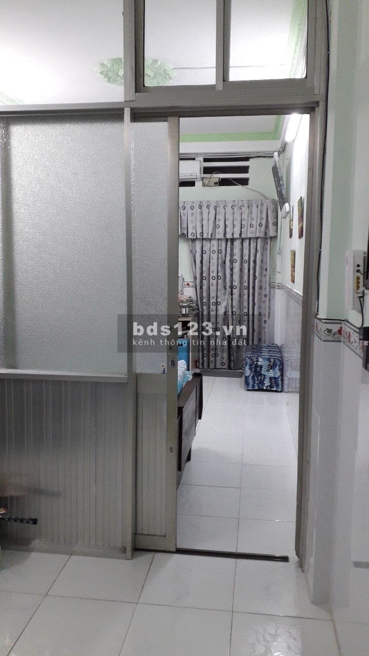 Chính chủ bán căn hộ lầu 1, giá 1,4 tỷ sổ hồng chính chủ, lh 0932016378