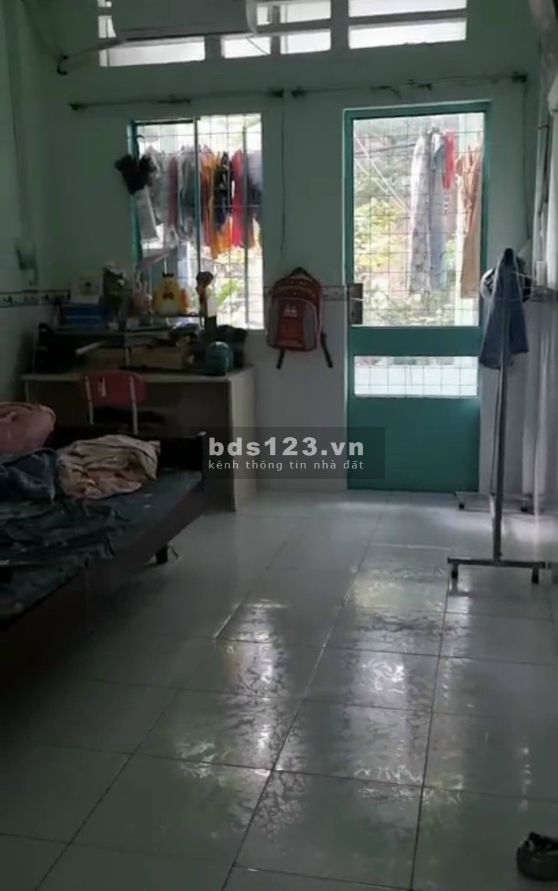 Chính chủ bán căn hộ lầu 1, giá 1,4 tỷ sổ hồng chính chủ, lh 0932016378
