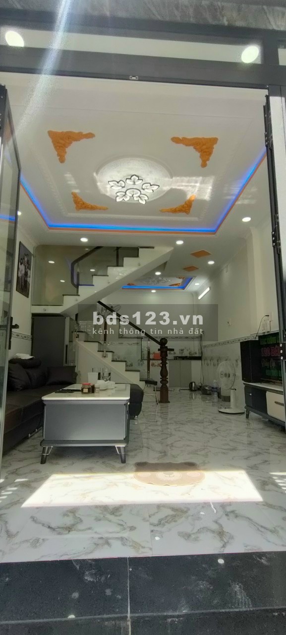 Bán nhà vi bằng nằm trong hẻm số 1982/100 đường Huỳnh Tấn Phát, huyện Nhà Bè