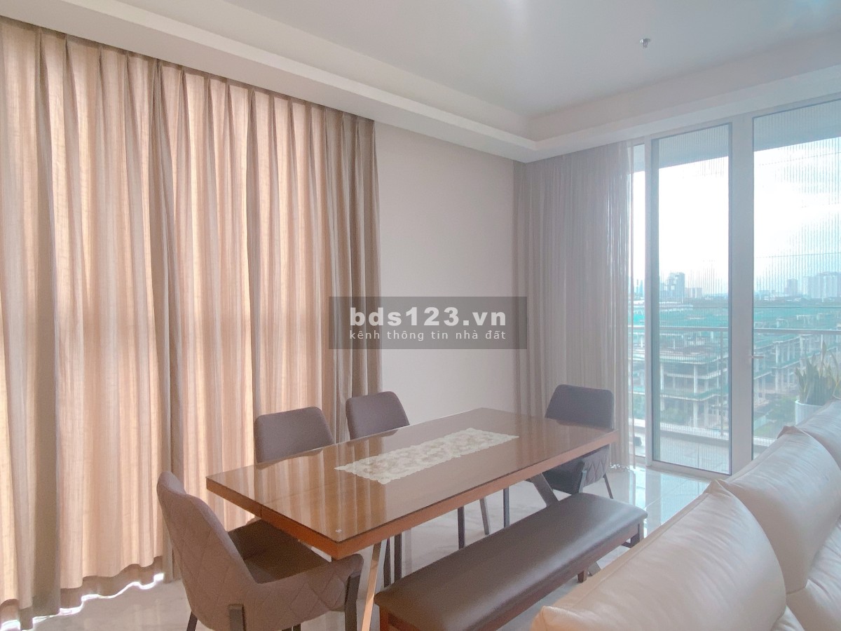 Cho thuê căn hộ cao cấp 3pn, dt 155m2 Sarica Sala view công viên, lh 0763829986