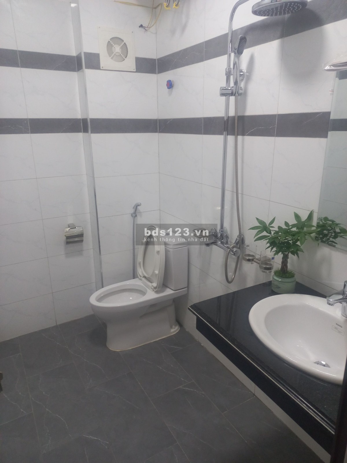 Bán nhà phố Đại La vừa ở vừa kinh doanh quá tốt DT 80m² x 6 tầng