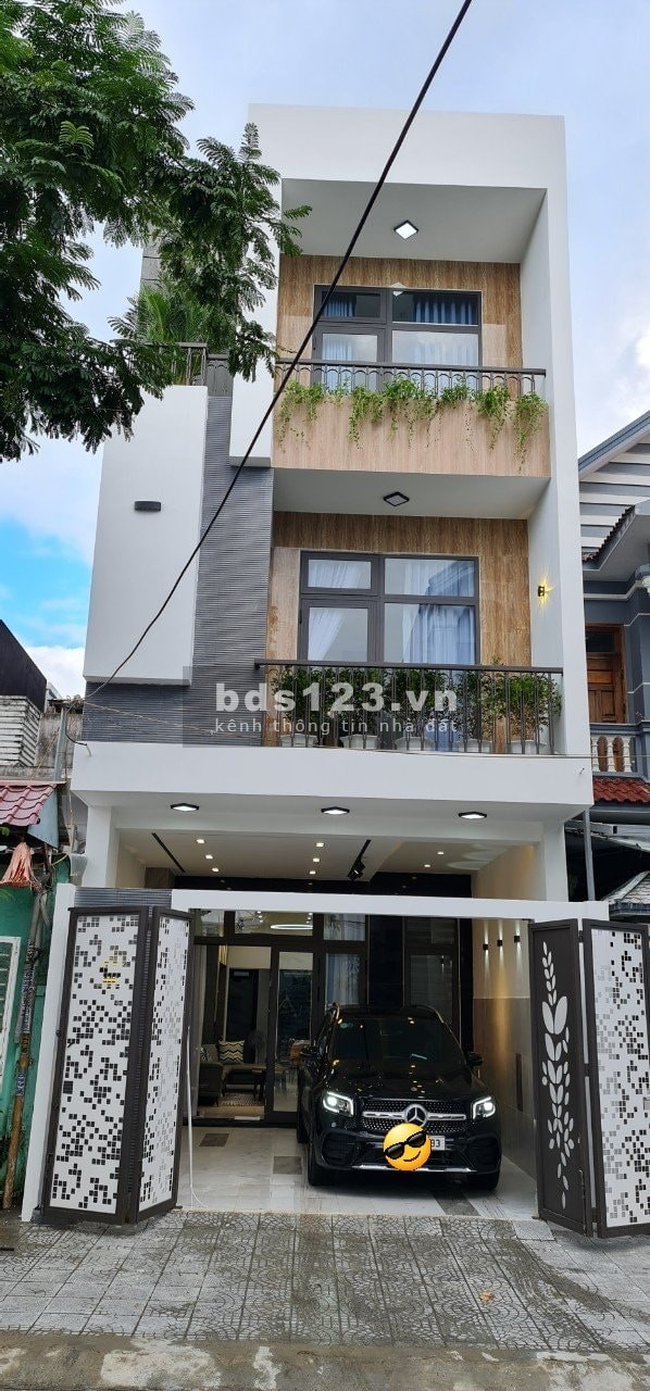 Bán nhà đẹp Trần Quý Khoách, gần biển, đầy đủ nội thất, ngay trung tâm quận Liên Chiểu