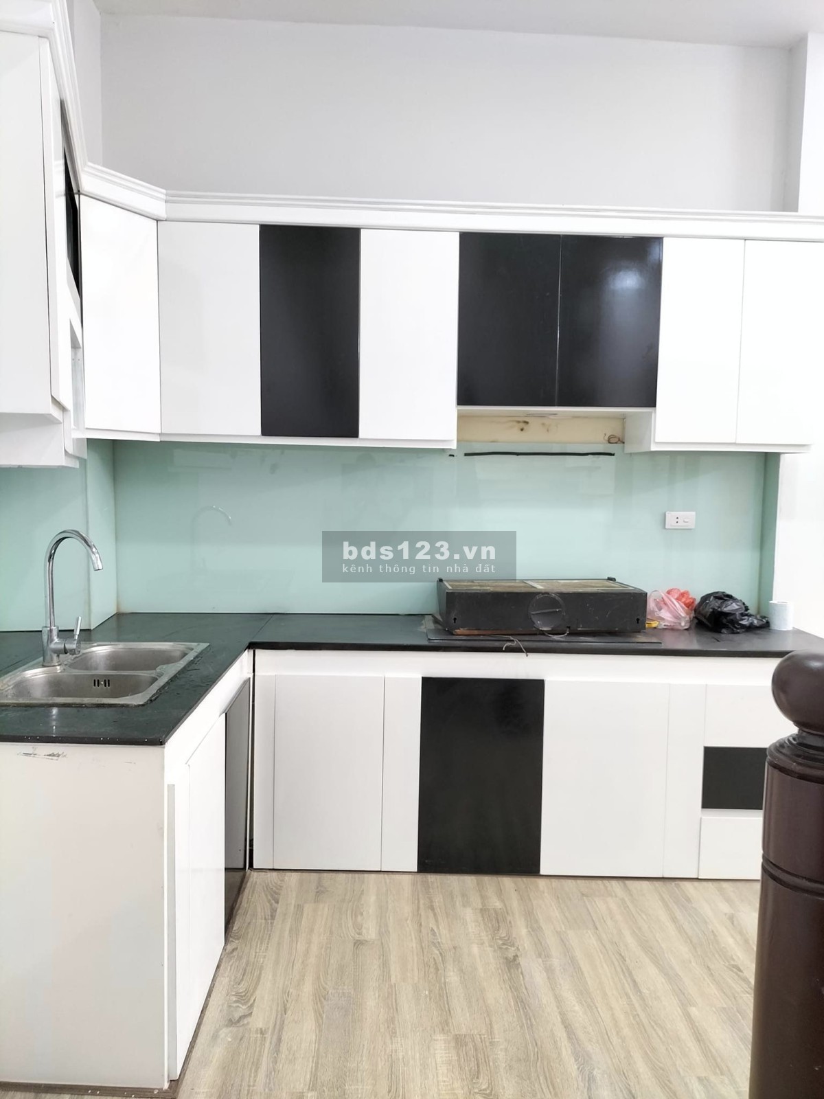 Nhà mới Kim Mã - Ba Đình, Lô Góc cách mặt phố 50m, khu vực dân trí cao hiếm nhà bán 43m² - 4,8 tỷ