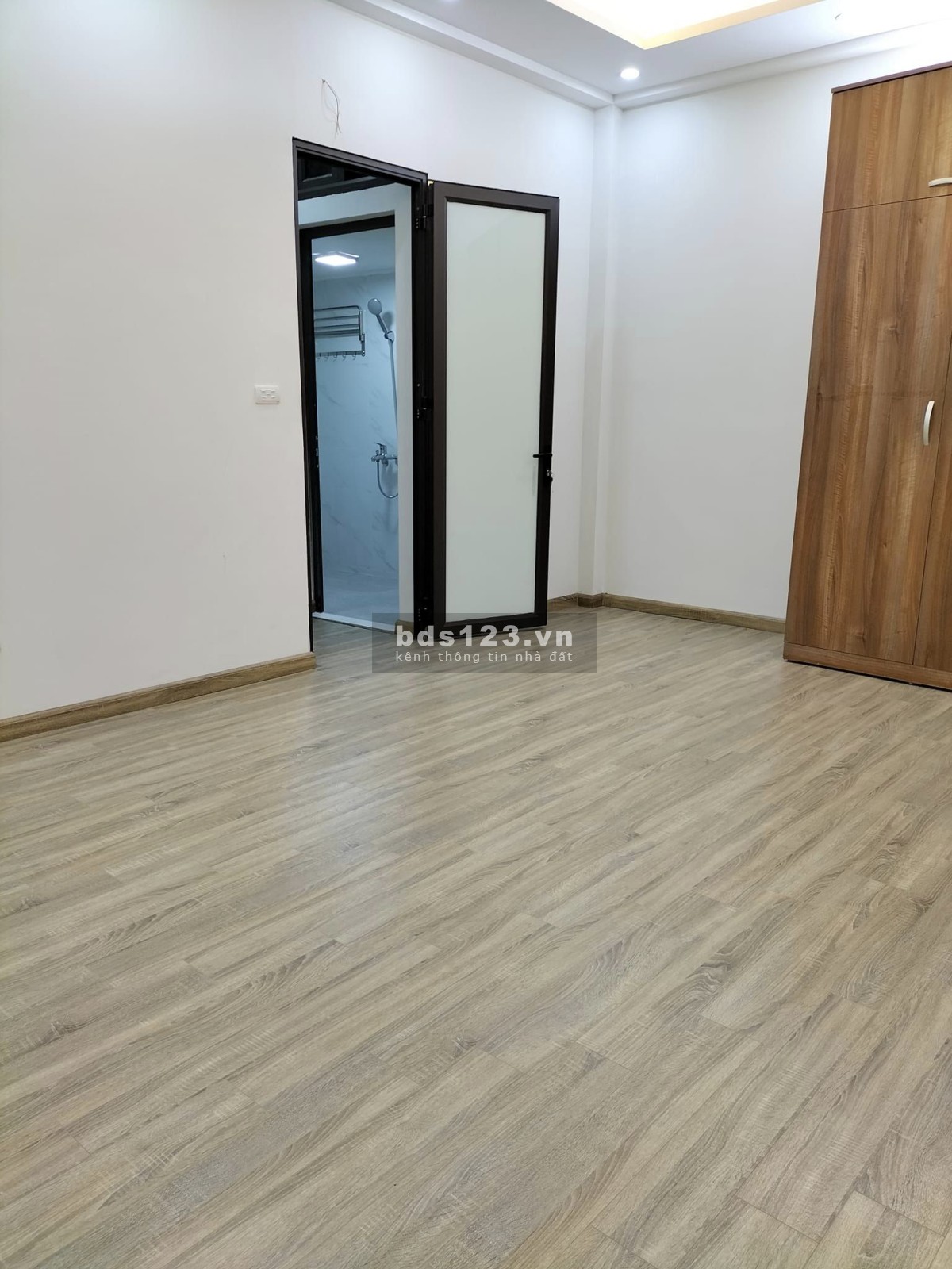 Nhà mới Kim Mã - Ba Đình, Lô Góc cách mặt phố 50m, khu vực dân trí cao hiếm nhà bán 43m² - 4,8 tỷ