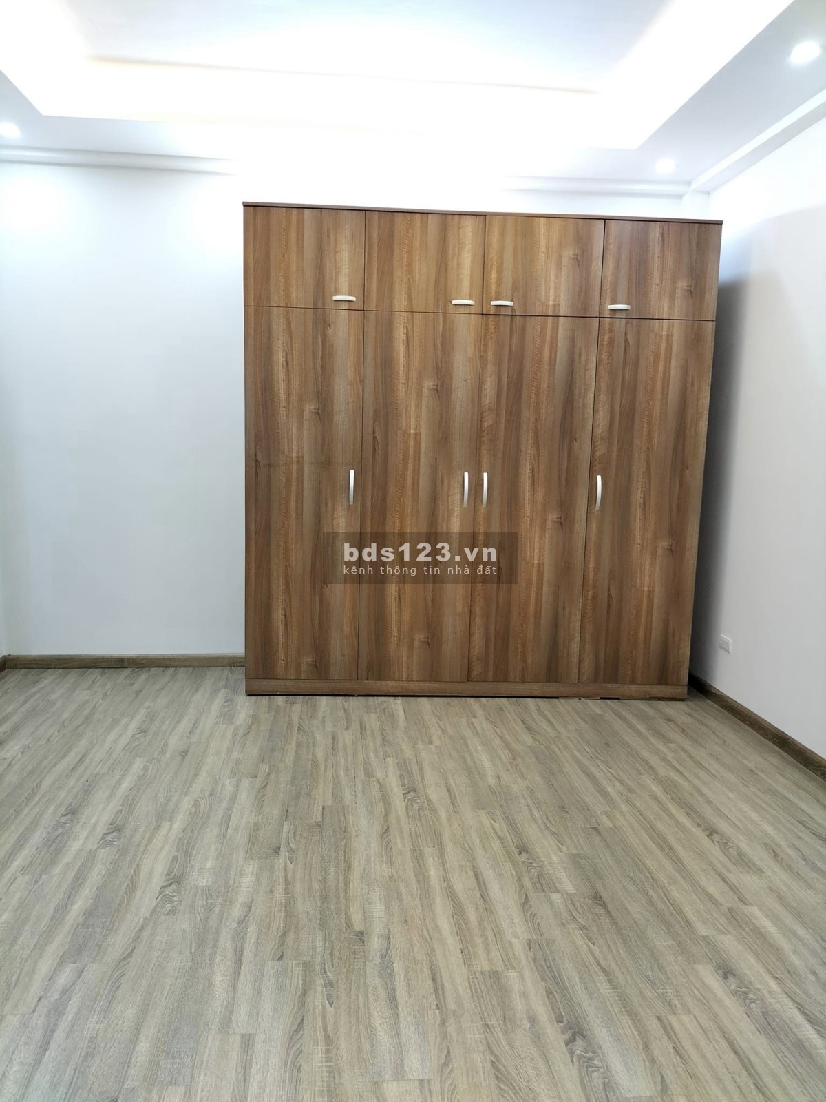 Nhà mới Kim Mã - Ba Đình, Lô Góc cách mặt phố 50m, khu vực dân trí cao hiếm nhà bán 43m² - 4,8 tỷ