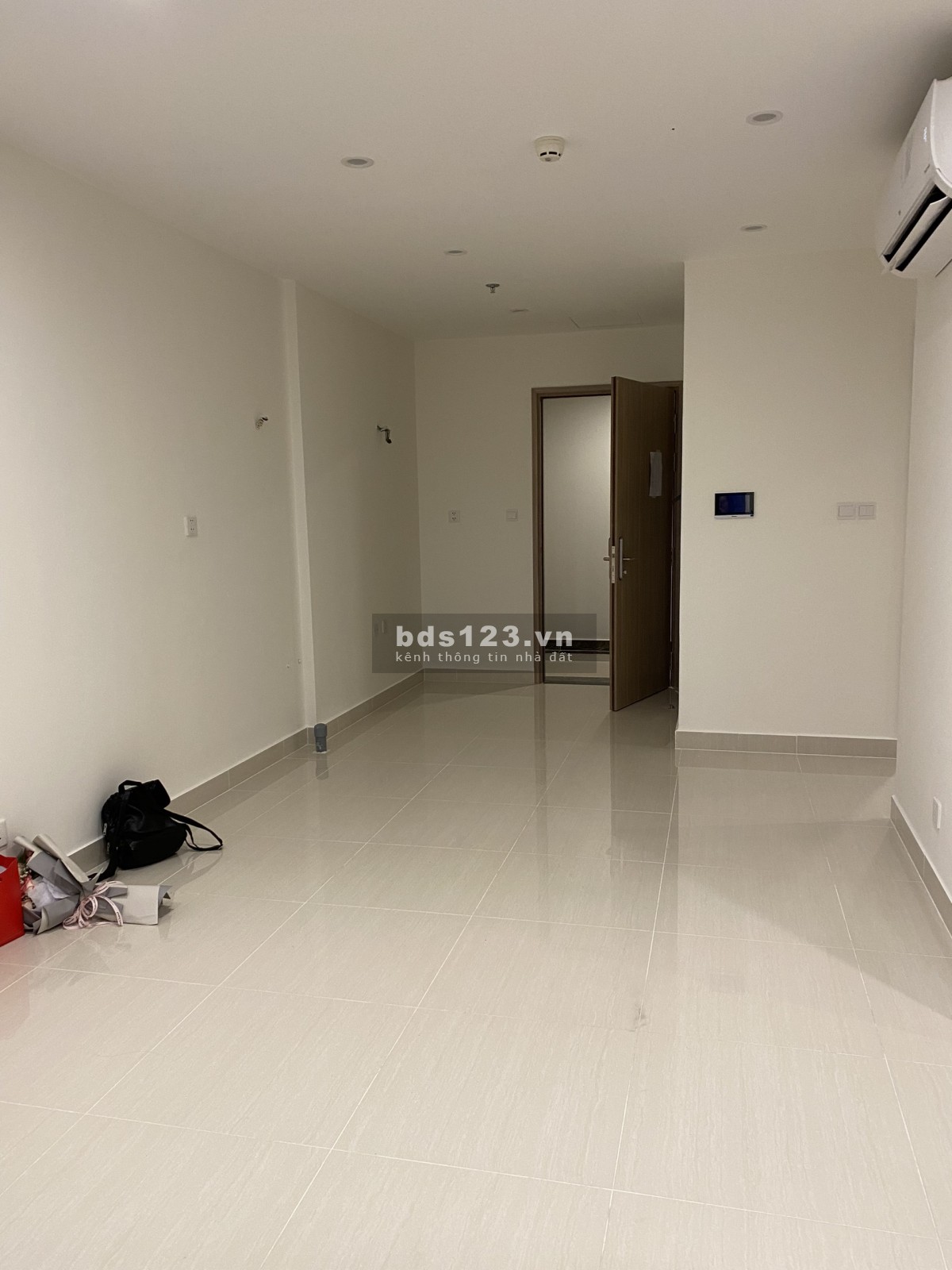 Chủ gửi bán gấp trong tuần căn 2pn2wc 59m2 giá chỉ 2ty350 bao thuế phí