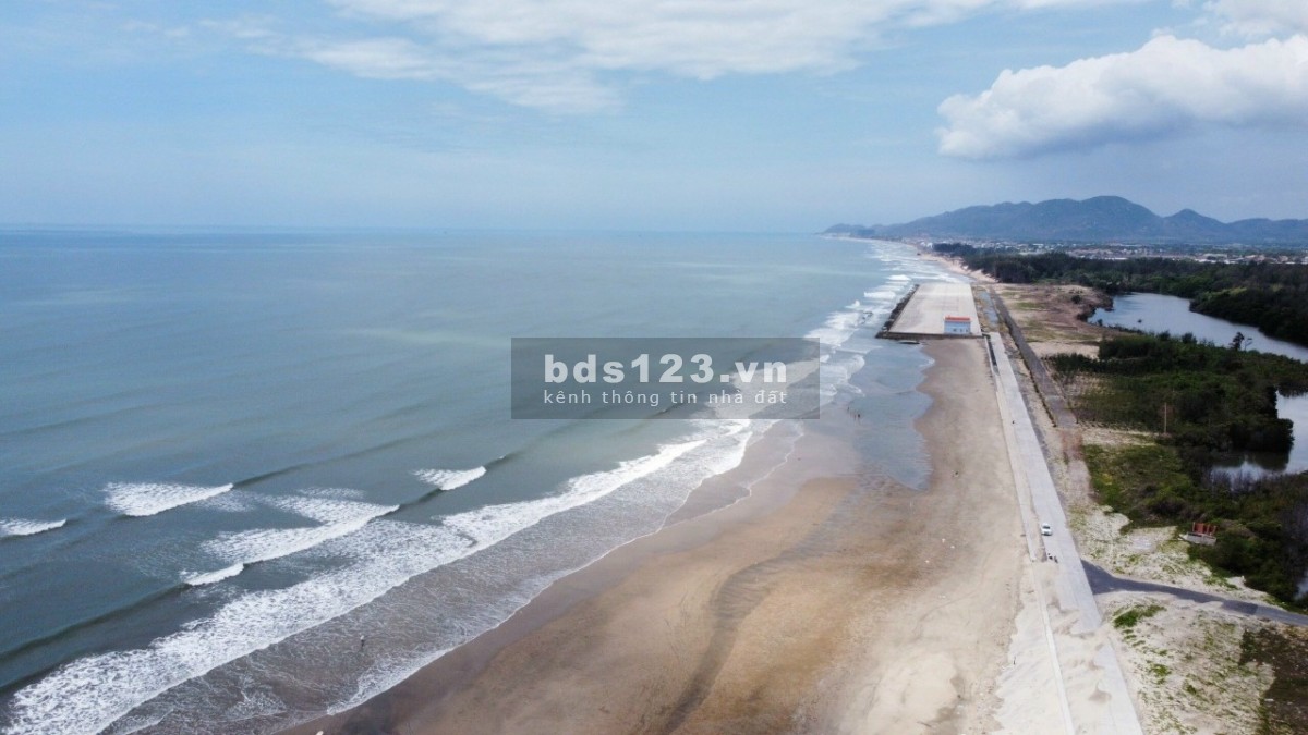 Hiện tại E đang bán Đất Ven biển Hồ Tràm sát sân bay Lộc An