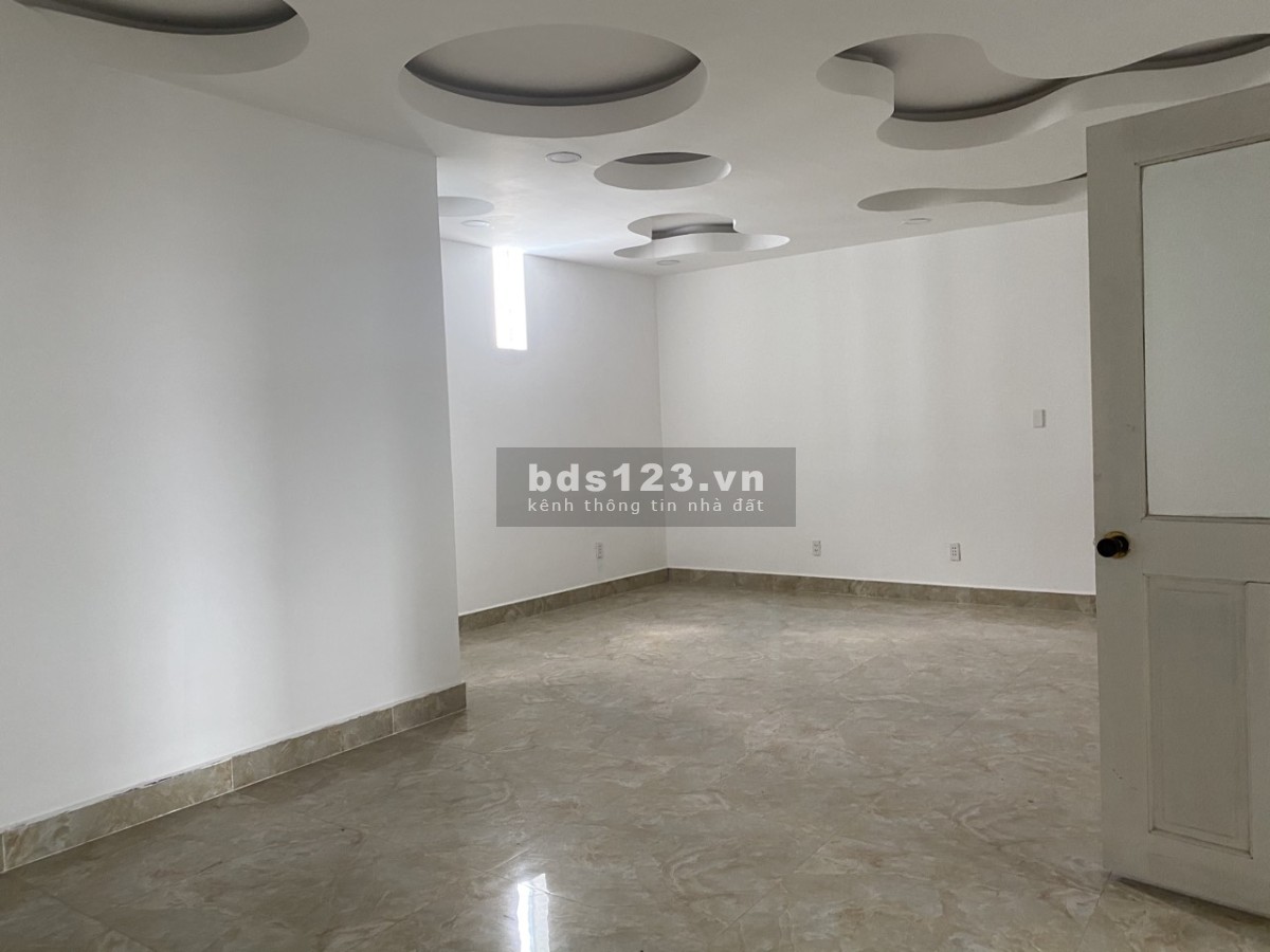 Cho thuê Văn Phòng mặt đường Vườn Lài giá tốt thị trường