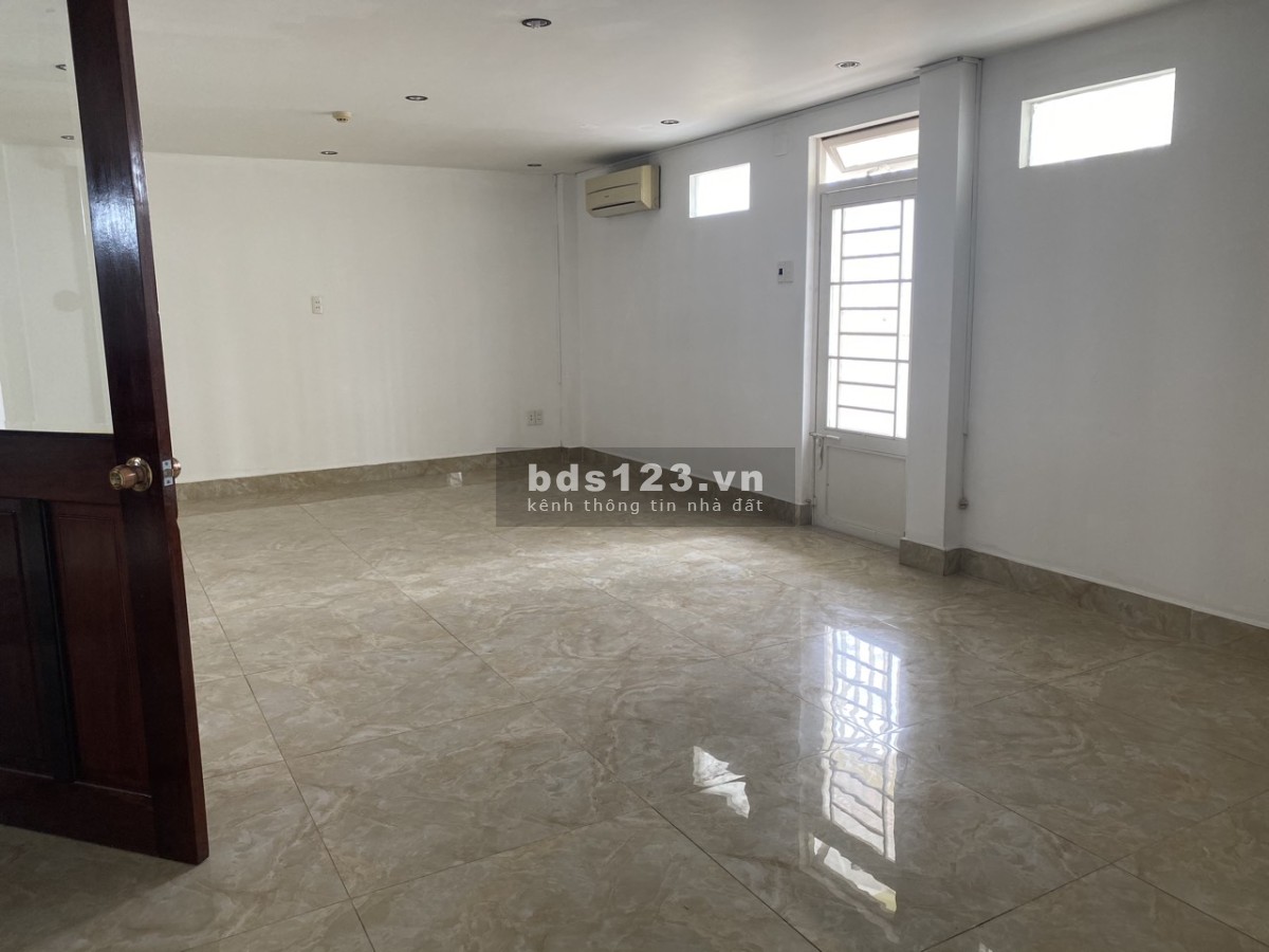 Cho thuê Văn Phòng mặt đường Vườn Lài giá tốt thị trường