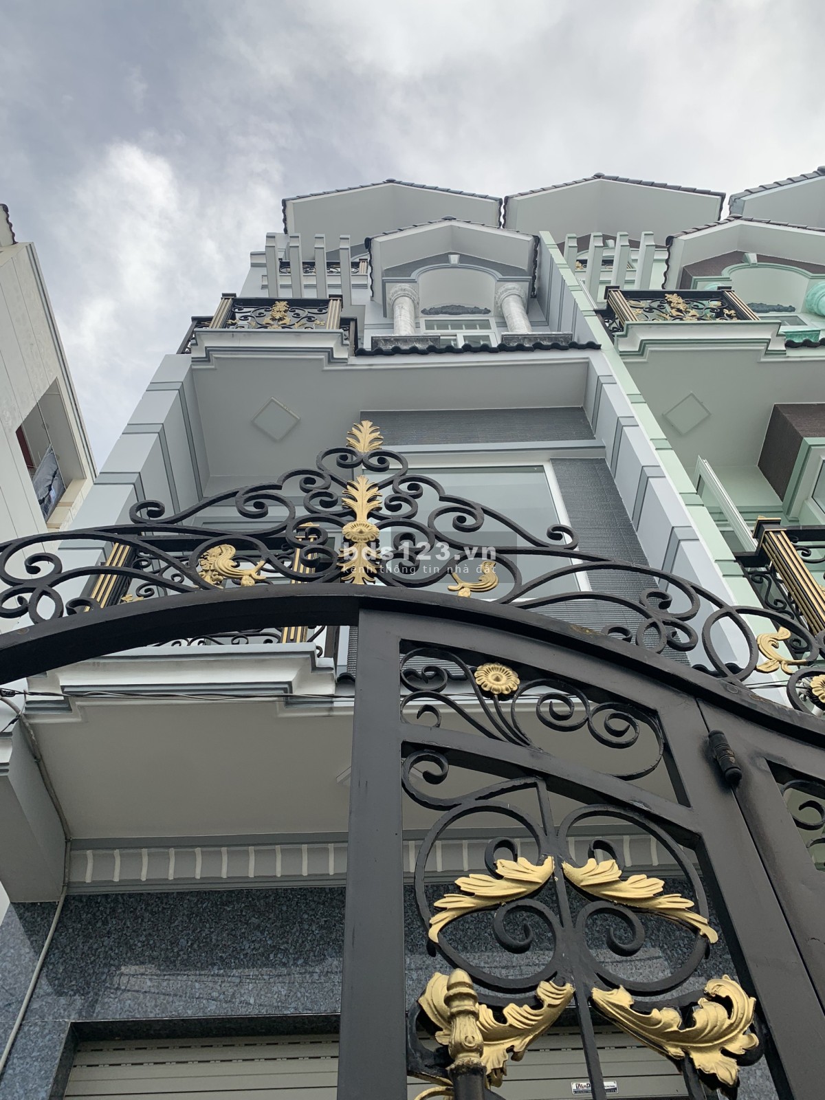 Bán nhà DT 60m² x 4 tầng, 4 phòng ngủ mới toanh vuông vức chỉ từ 5 tỷ đồng