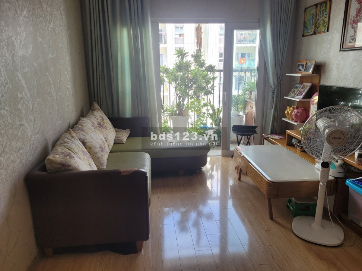 Cần bán chung cư Bộ Công An, 70m2, 2 phòng ngủ giá 2 tỷ 990tr