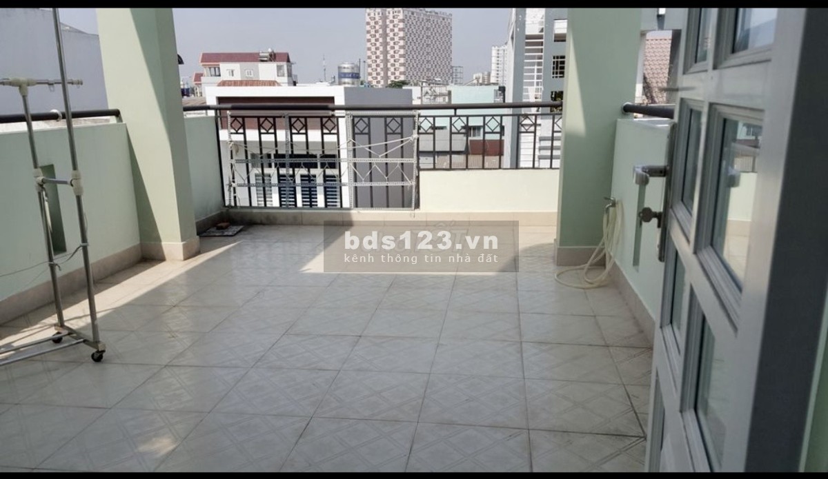 Bán gấp nhà hẻm xe hơi đường số 5, phường Linh Đông, Thủ Đức, nhà 1 trệt 2 lầu