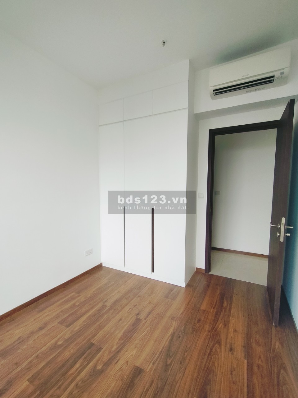 Cho thuê căn hộ 3 phòng ngủ nhà trống- Nhà mới 100%- Giá 20tr/ tháng- LH 0362347977 (Ms.Thảo)