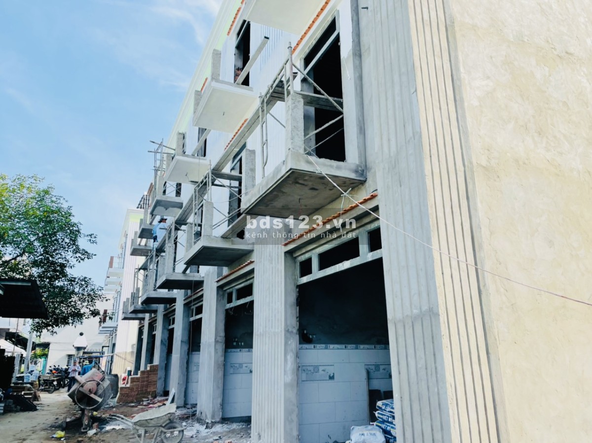 Em đang có giỏ hàng F0 nhà phố từ 950 triệu - 2 tỷ nằm gần cầu ông Thìn - cam kết sổ hồng riêng