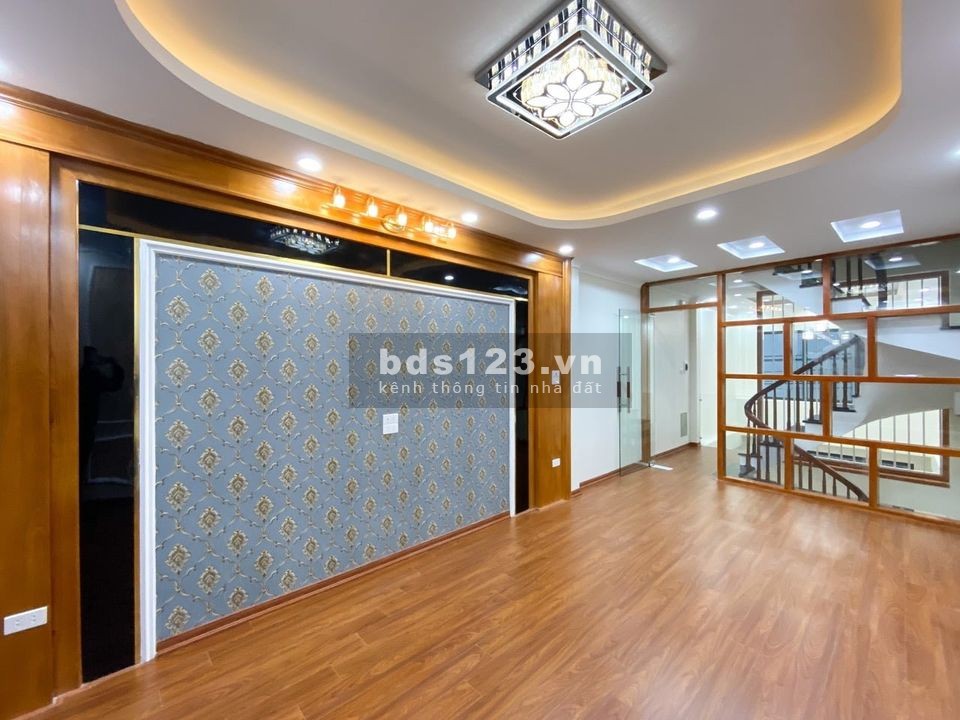Nhà đẹp Vũ Tông Phan, Thanh Xuân, ô tô kinh doanh đầu tư dt 54m² x 5 tầng giá 7,5 tỷ