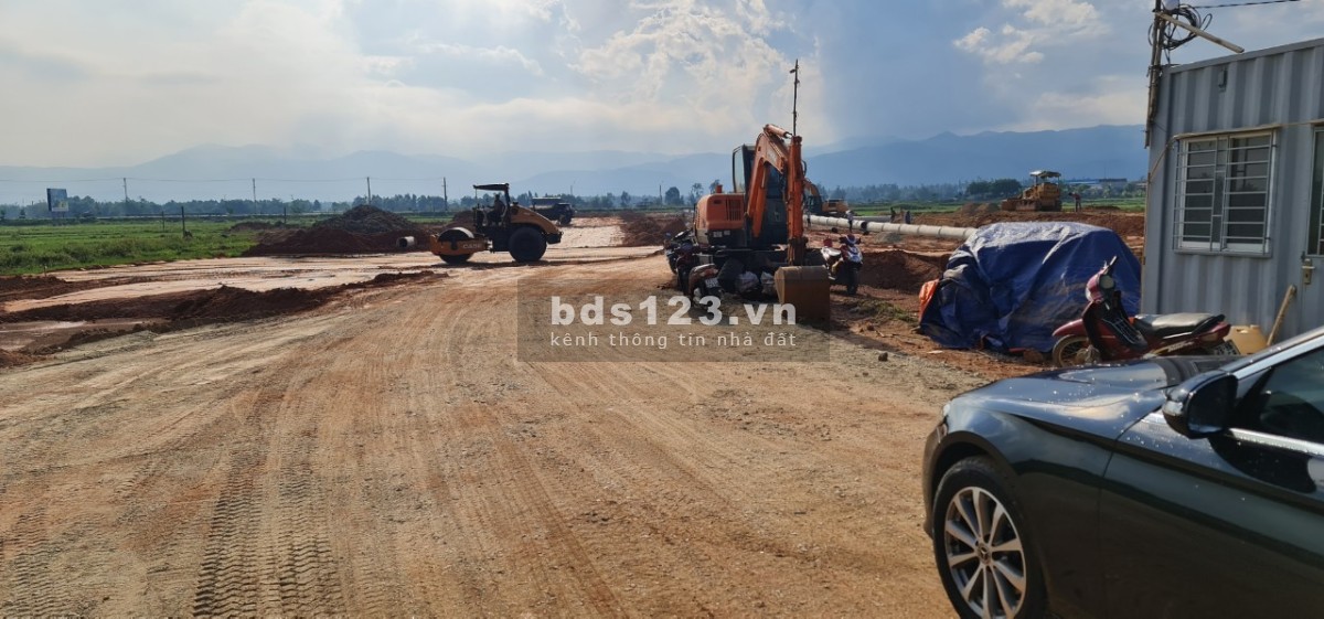 Bán đất thị xã Hoài Nhơn mặt tiền QL1A - 100m2 - chỉ 1,8 tỷ