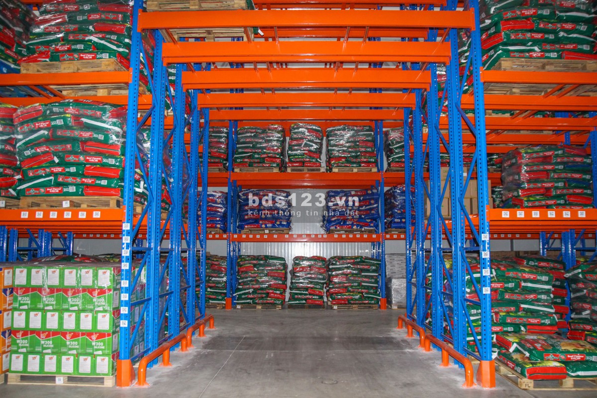 Cho thuê kho chung tại tp HCM, giải pháp lưu trữ tiết kiệm, tiện lợi & an toàn