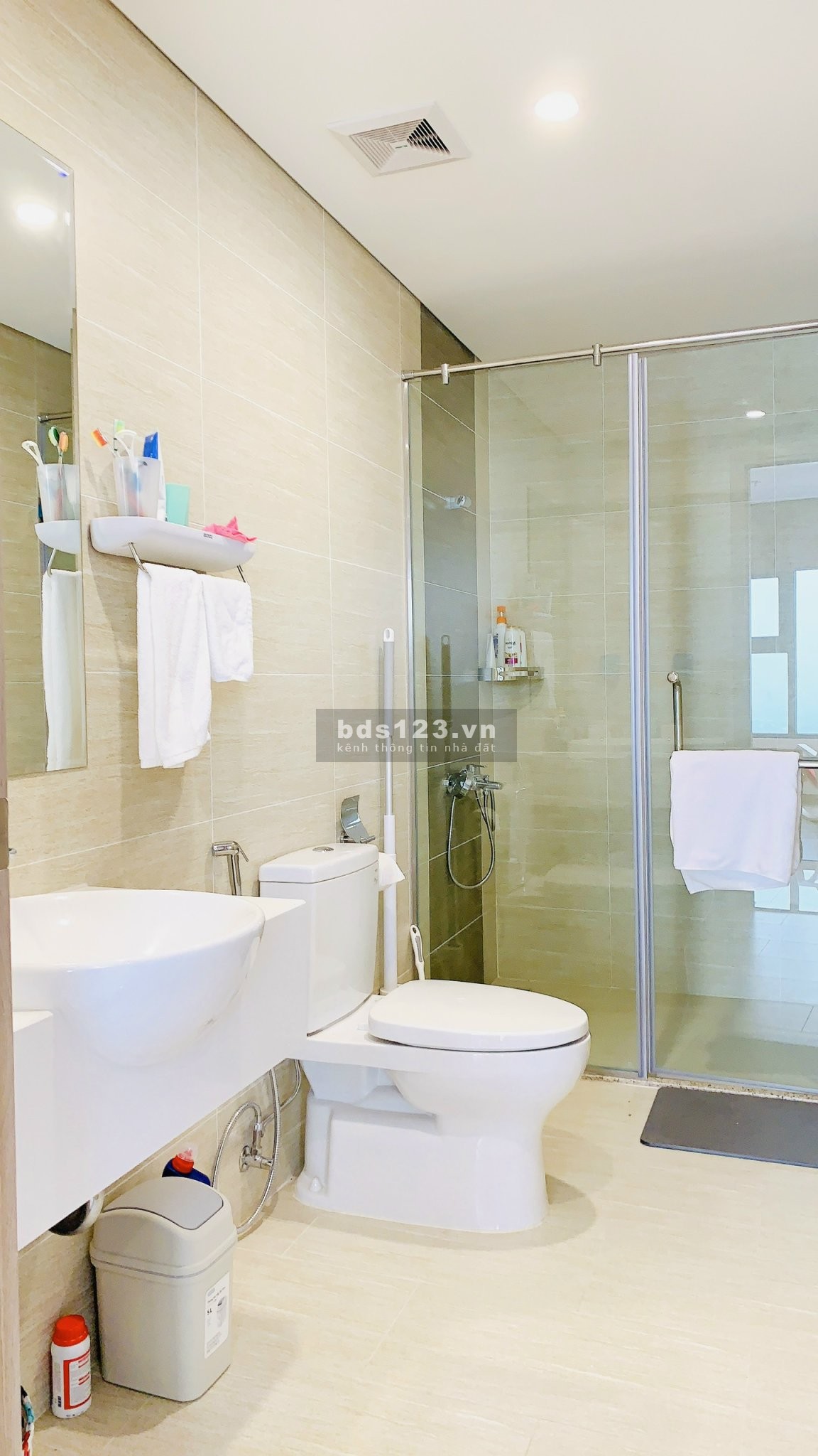 Cho thuê gấp căn hộ 3N 2WC tại Dự án Vinhomes Ocean Park Gia Lâm Hà Nội.