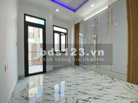 Bán nhà phố đối diện khu đô thị Five Star Bình Chánh mới, 1 trệt 2 lầu, DT 85m², SHR