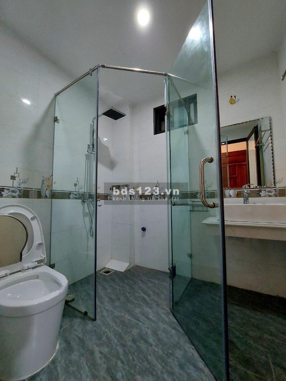 Bán nhà Phố Vọng ngõ nông, 30m ra đường ô tô tránh, giá 2,8 tỷ