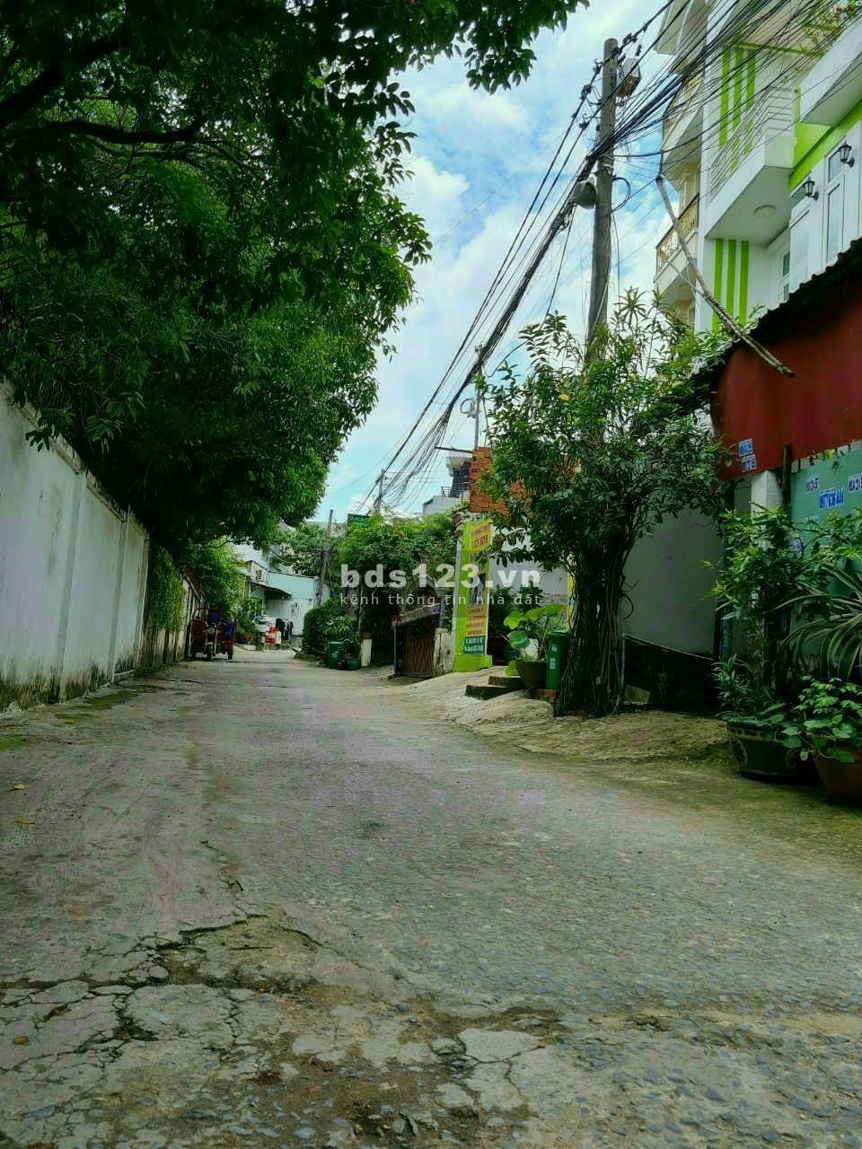 Bán nhà gần chợ Long Thạnh Mỹ, HXT đường Nguyễn Văn Tăng, quận 9, 1 trệt 1 lầu, giá 4,9 tỷ đồng