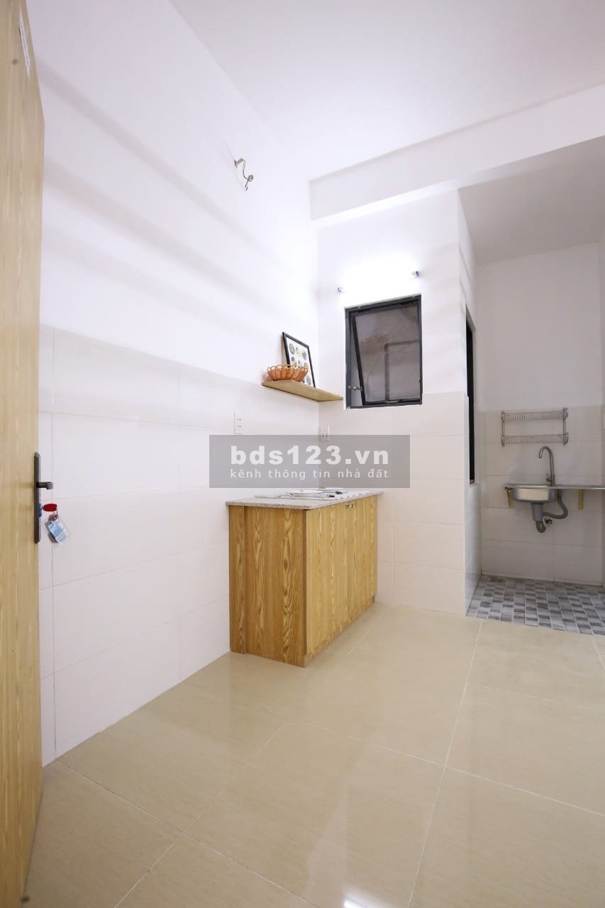Phòng có gác giá rẻ Trường CNTP Tân Phú lh 0777082777
