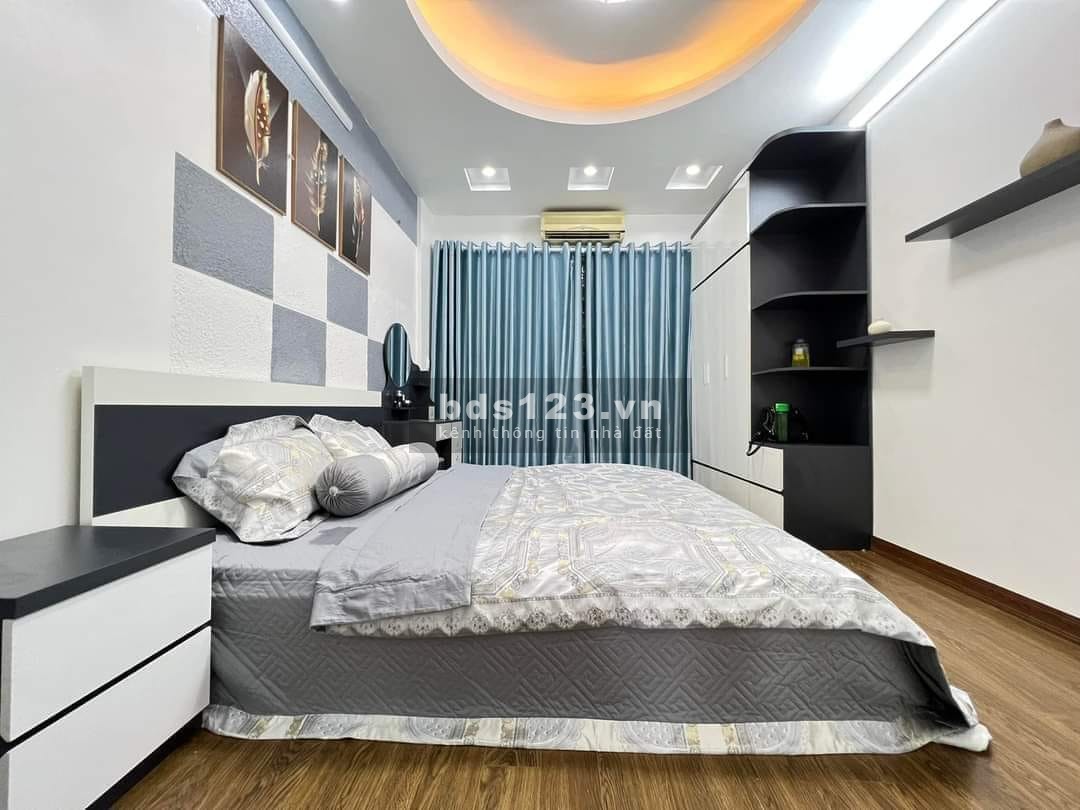 Bán chung cư mini - 11 phòng, diện tích 50m2, 7 tầng thang máy, mặt tiền 4.1m