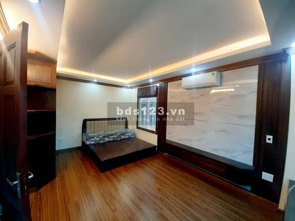 Bán nhà mới xây Trần Cung căn góc mặt tiền ngõ rộng, kinh doanh ô tô đỗ cửa, LH 0975946406