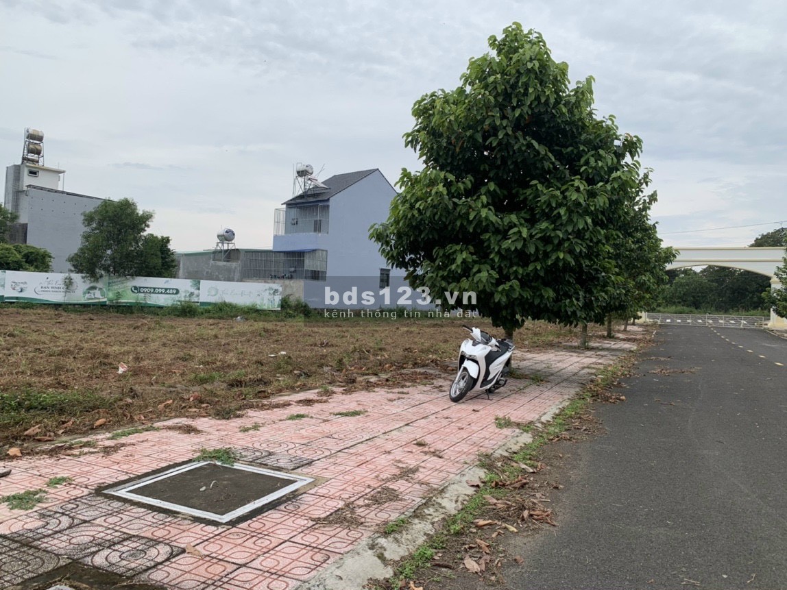 Đất nội đô thành phố Đồng Xoài, gần hồ Suối Cam 2, sổ hồng sẵn giá cực mềm