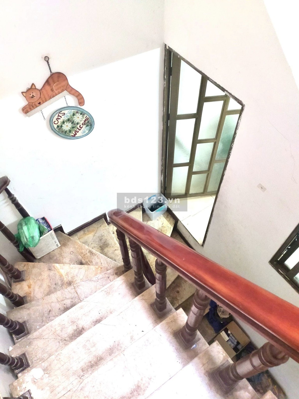 Bán nhà mặt phố Trung Liệt, Đống Đa, khu kinh doanh tấp nập dòng tiền 20 triệu/tháng