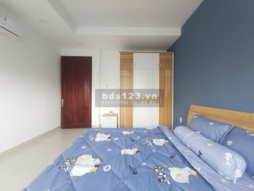 Cần tuyển nam ở ghép CHDV Phổ Quang, Tân Bình