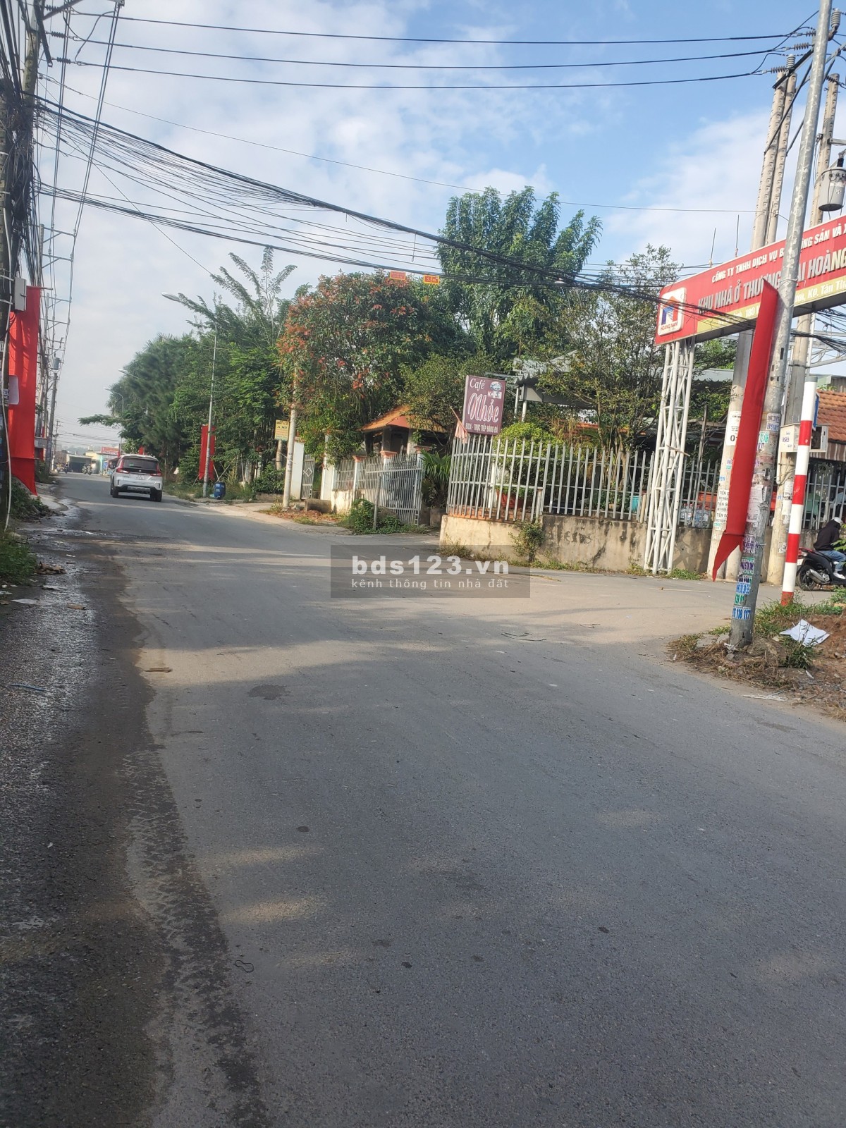Bán gấp đất nền Dĩ An sổ hồng riêng diện tích 100m2