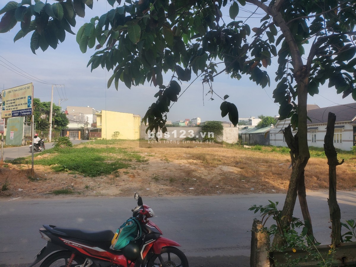 Bán gấp đất nền Dĩ An sổ hồng riêng diện tích 100m2