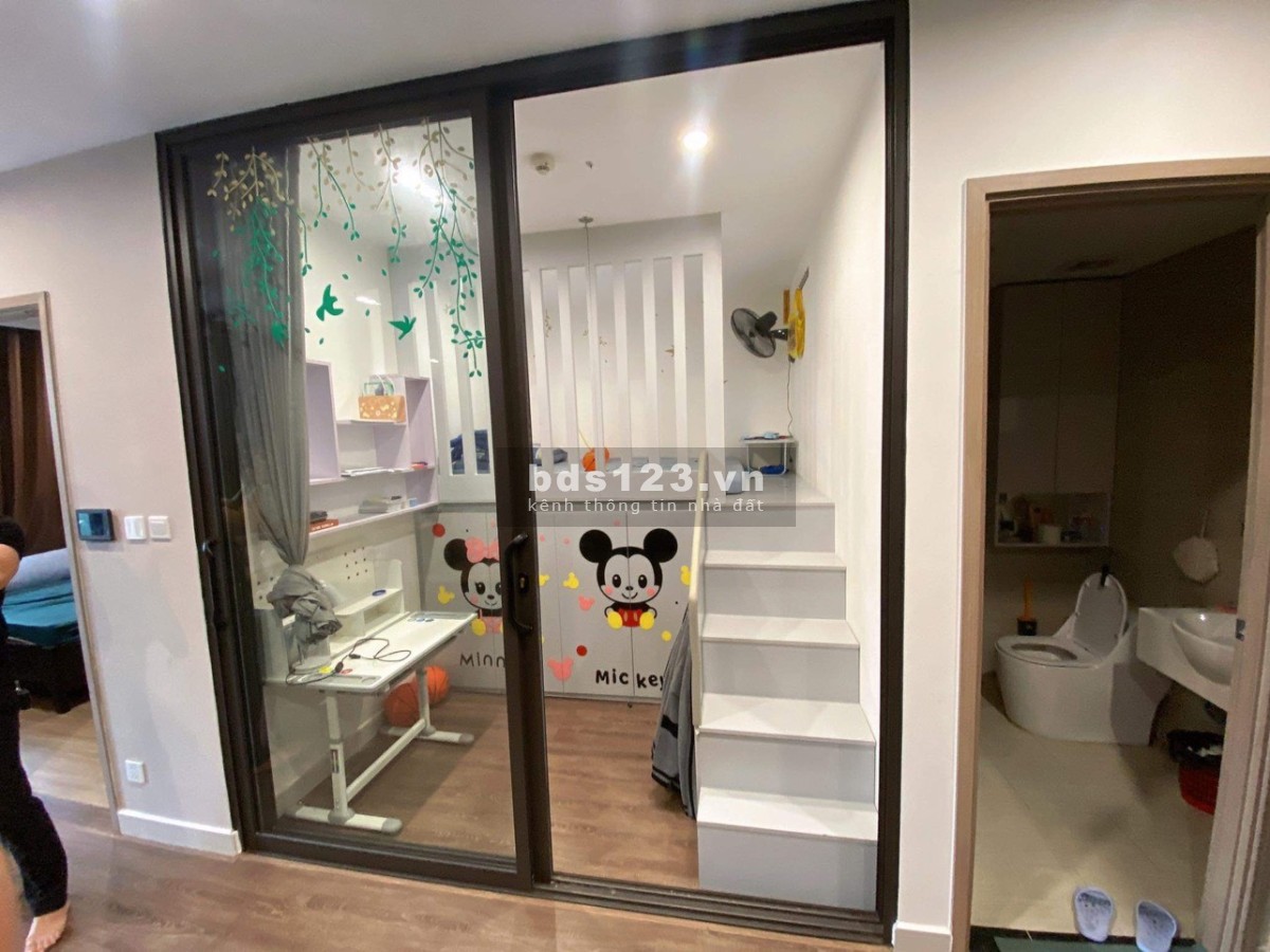 Chính chủ cần chuyển nhượng gấp lại căn S401- 2 ngủ 1wc - Full nội thất về ở ngay chỉ 2ty150tr