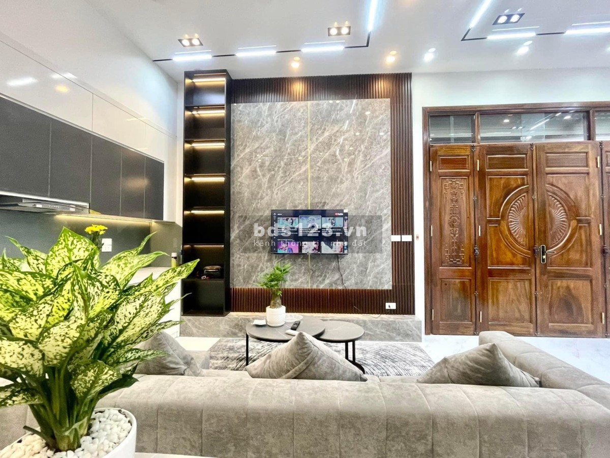 Bán nhà Yên Hoà, Cầu Giấy, DT 36m² x 4 tầng, giá 5,8 tỷ đồng
