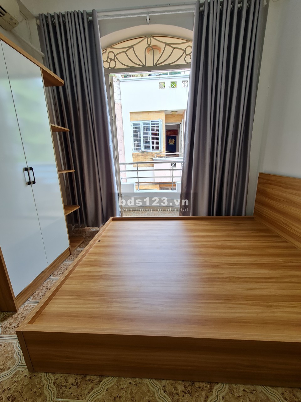 ️️Hot! Cho thuê 2PN - 2WC Balcon đường Nguyễn Văn Thủ, Quận 1