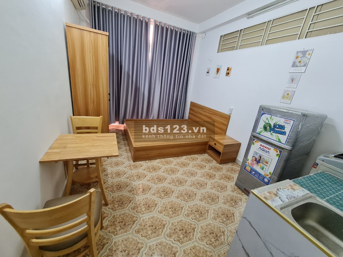 ️️Hot! Cho thuê 2PN - 2WC Balcon đường Nguyễn Văn Thủ, Quận 1