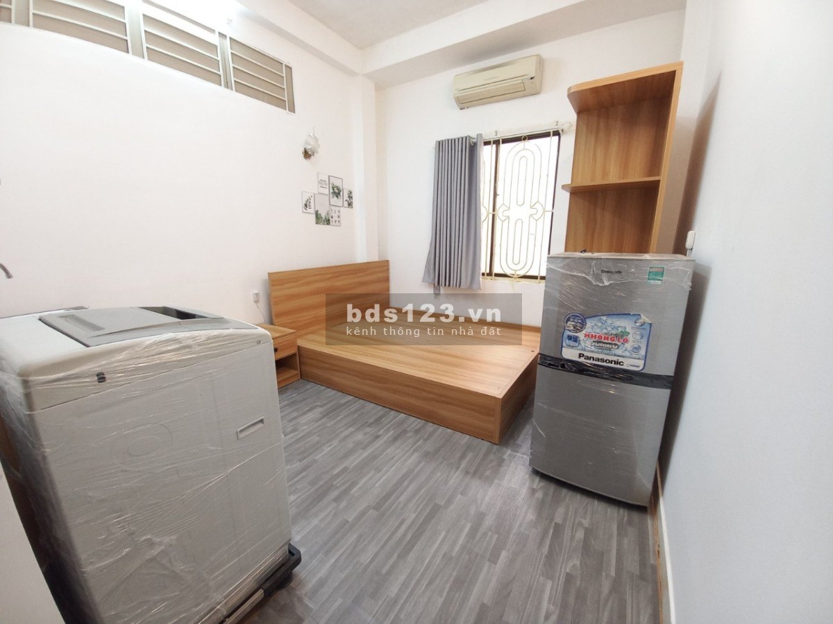 ️️Hot! Cho thuê 2PN - 2WC Balcon đường Nguyễn Văn Thủ, Quận 1