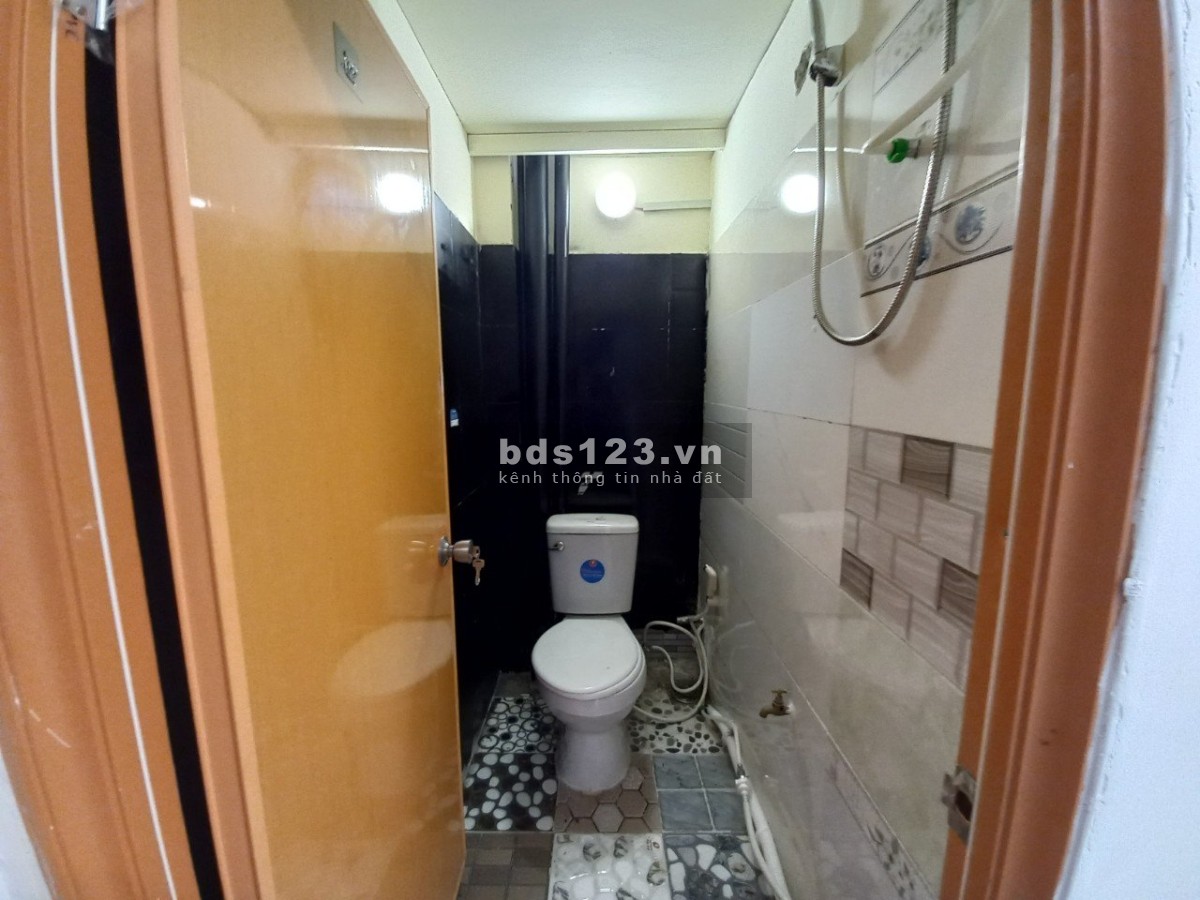 ️️Hot! Cho thuê 2PN - 2WC Balcon đường Nguyễn Văn Thủ, Quận 1