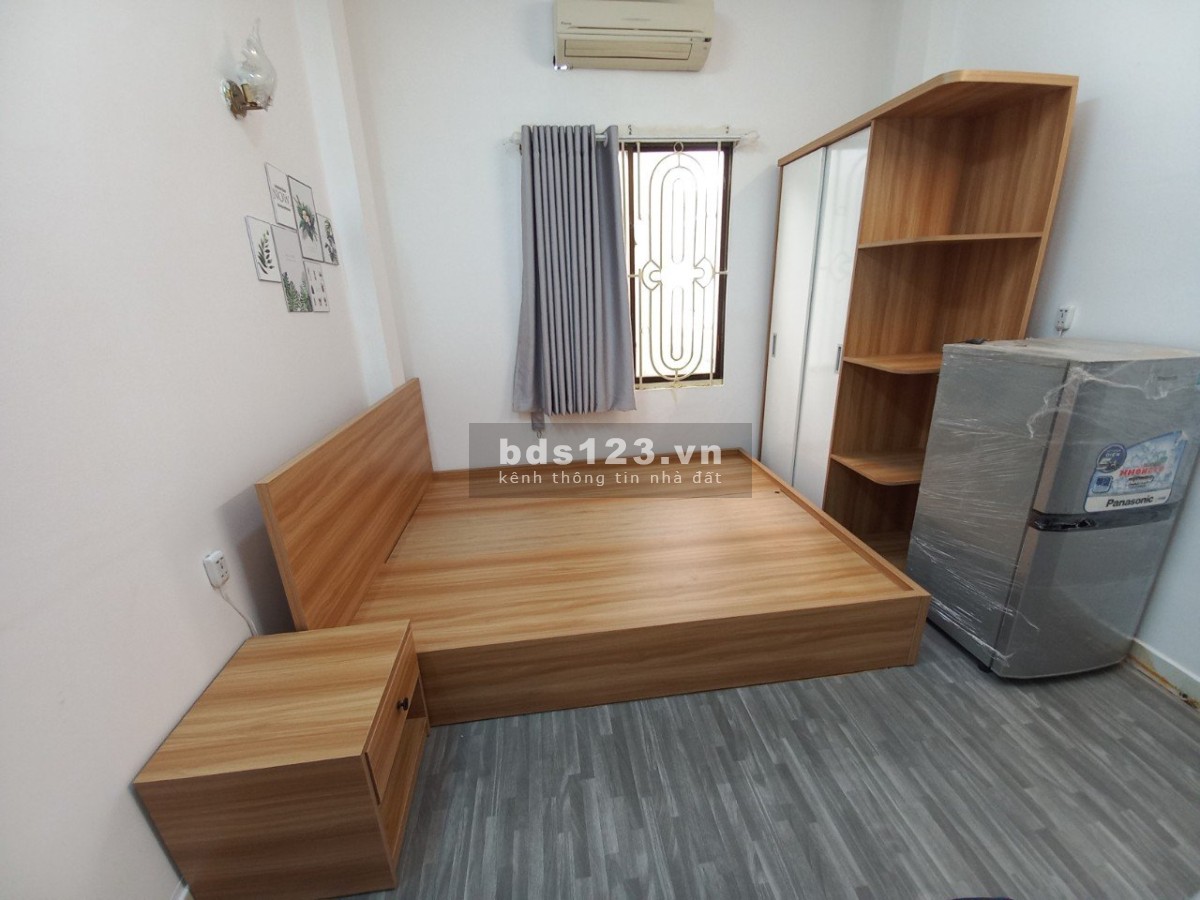 ️️Hot! Cho thuê 2PN - 2WC Balcon đường Nguyễn Văn Thủ, Quận 1