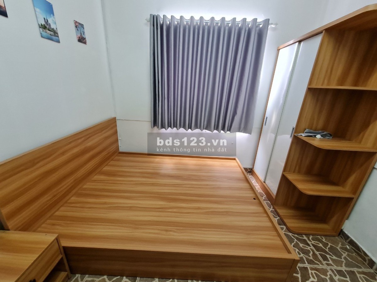 ️️Hot! Cho thuê 2PN - 2WC Balcon đường Nguyễn Văn Thủ, Quận 1