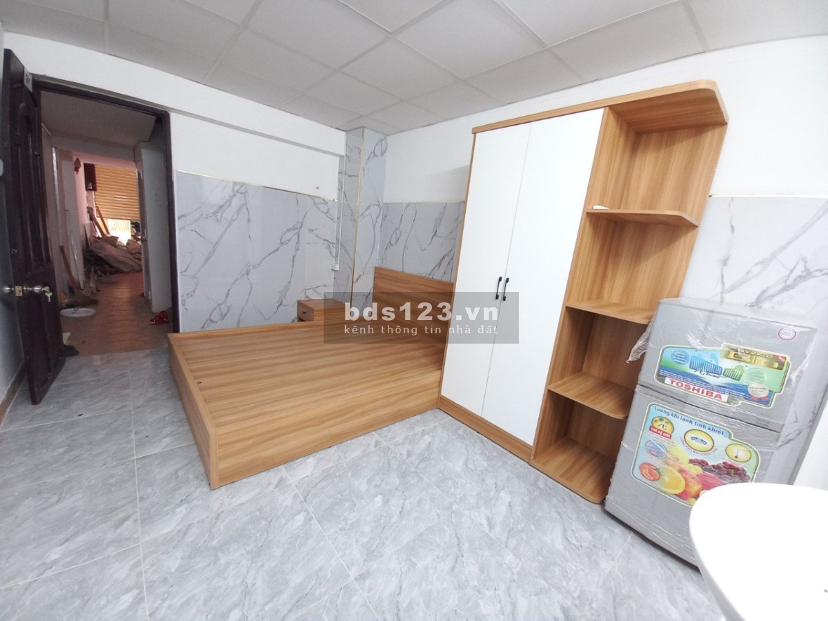 ️️Hot! Cho thuê 2PN - 2WC Balcon đường Nguyễn Văn Thủ, Quận 1