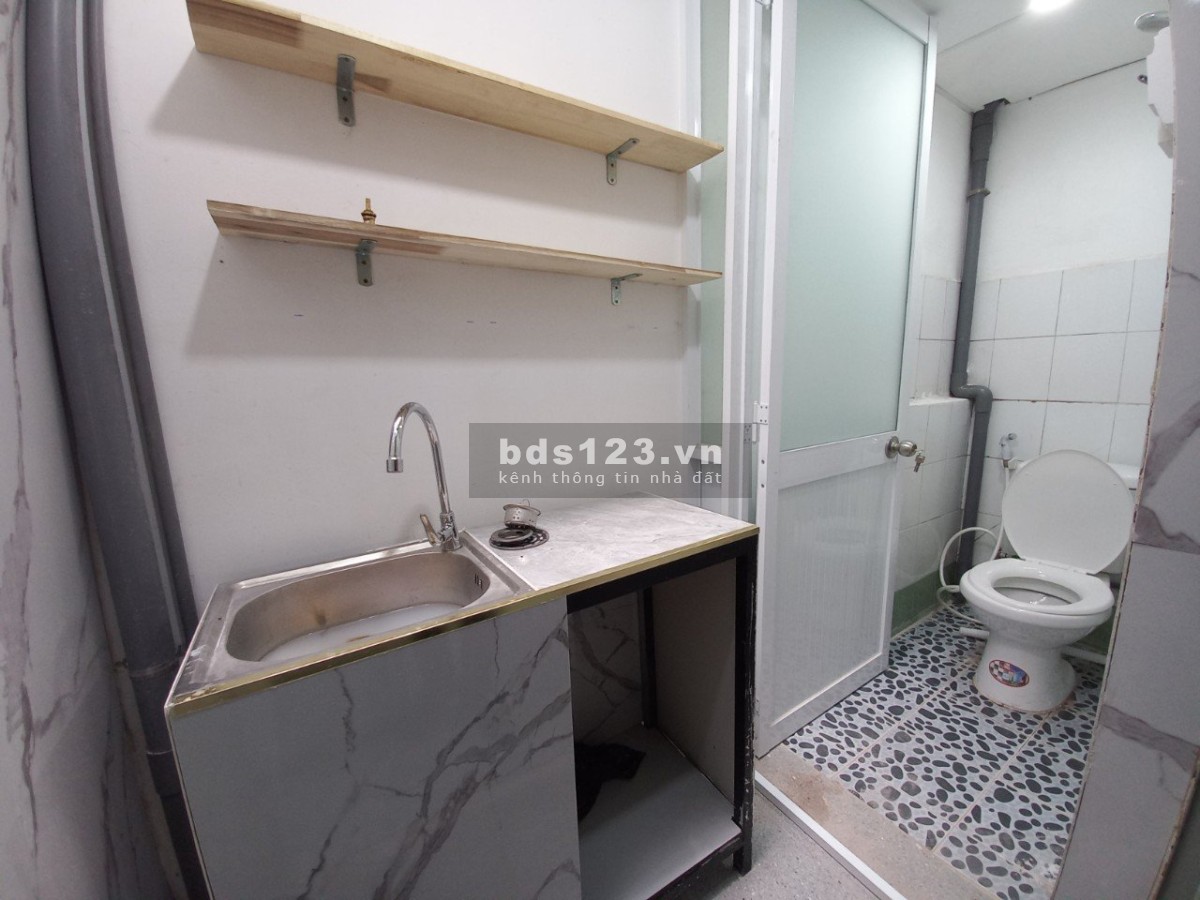 ️️Hot! Cho thuê 2PN - 2WC Balcon đường Nguyễn Văn Thủ, Quận 1