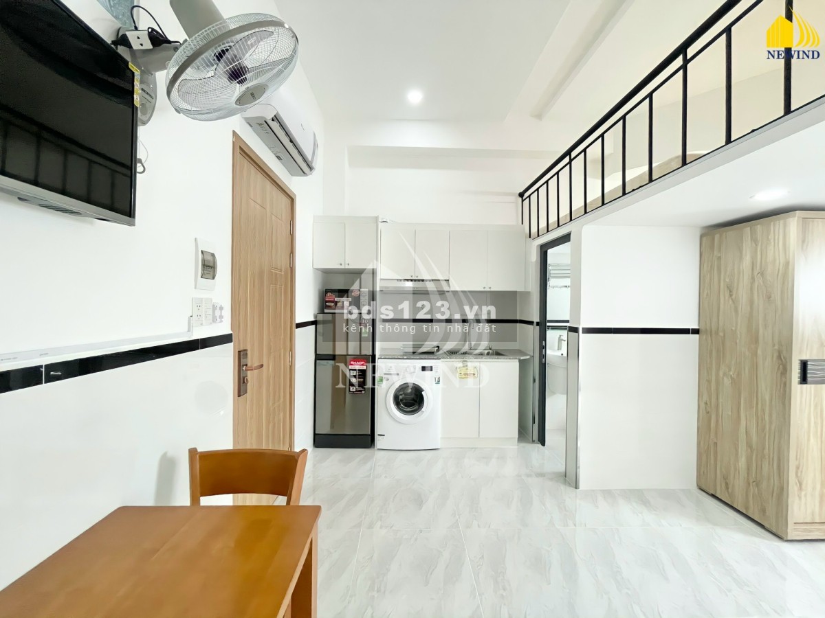 Căn hộ full nội thất Studio, Duplex có cửa sổ lớn, ban công gần Lotte, Phú Mỹ Hưng