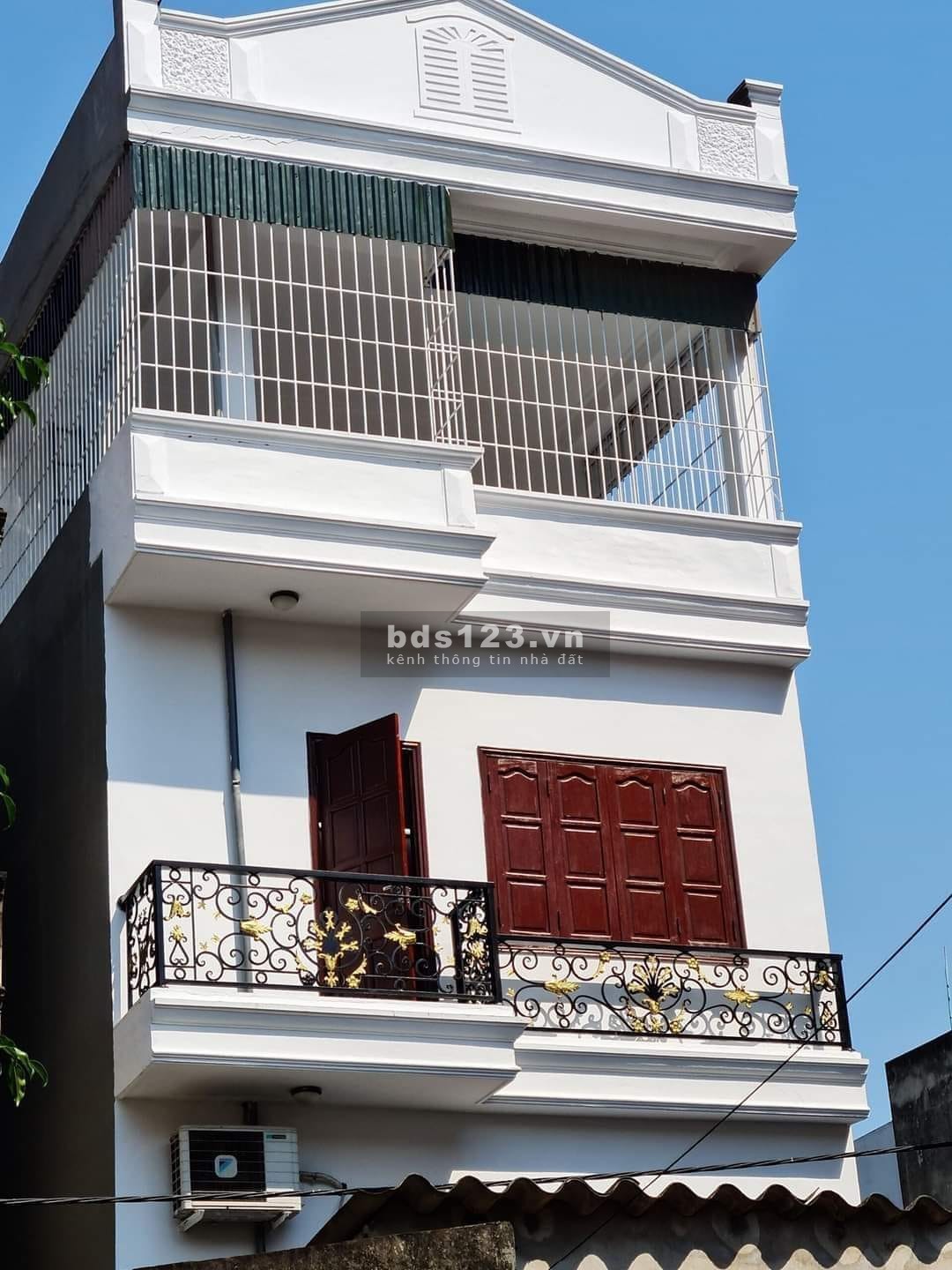 Nhà đẹp lô góc 4 mặt thoáng mặt ngõ hàng xóm Times City dtsd 50m2 x 4, giá chào 4.4 tỷ