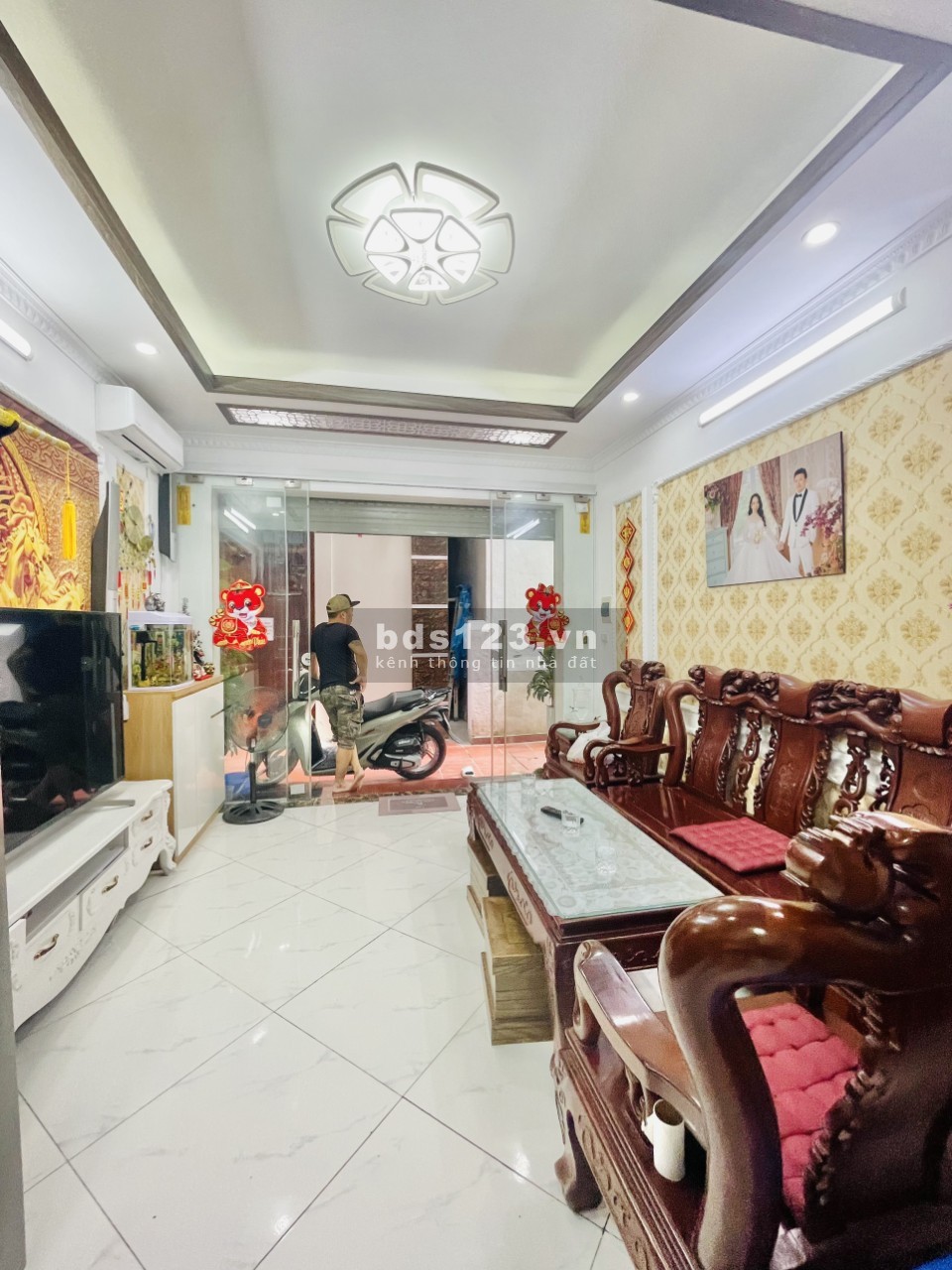 Chính chủ bán nhà tại 242 đường hoàng mai giá 3,7 tỷ