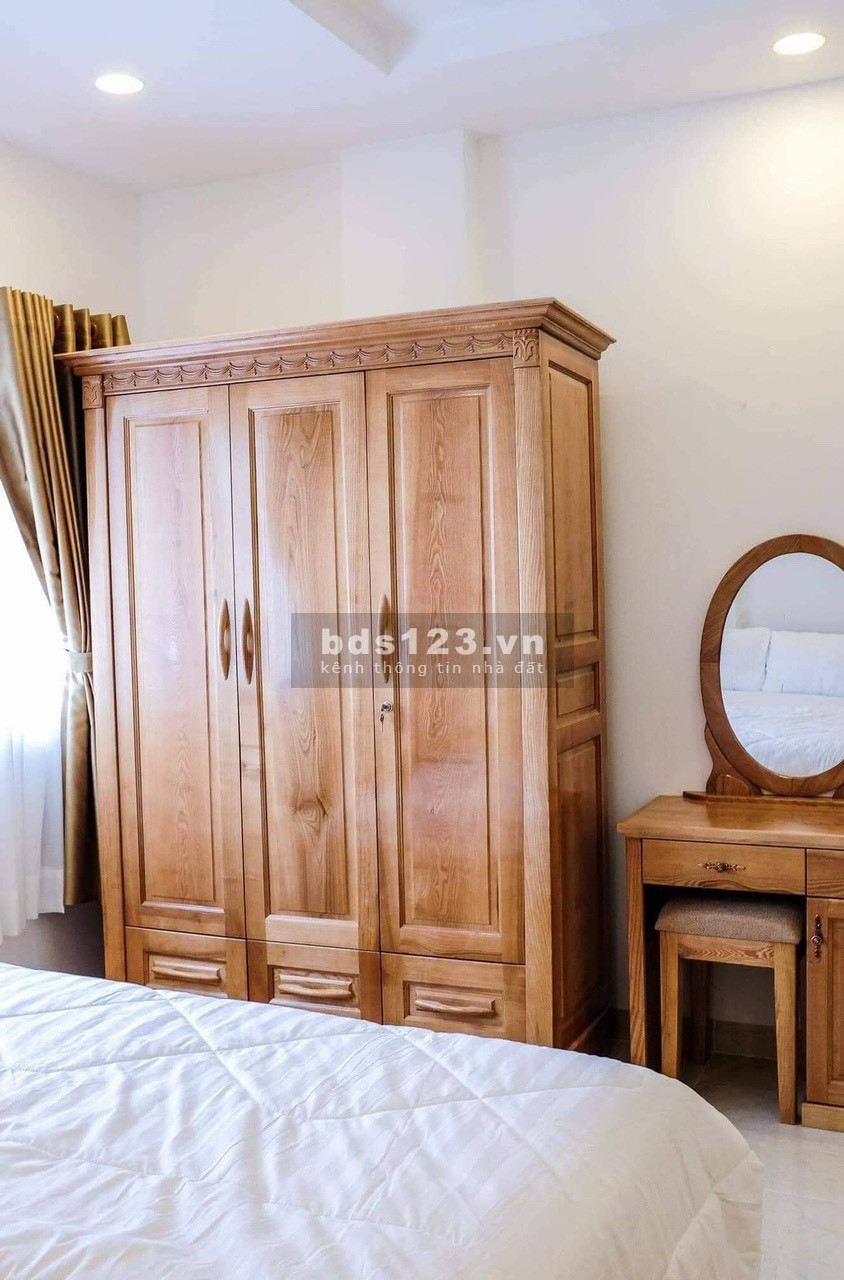 Studio full nội thất gần Hồ Kỳ Hoà an ninh cửa sổ sáng Quận 10